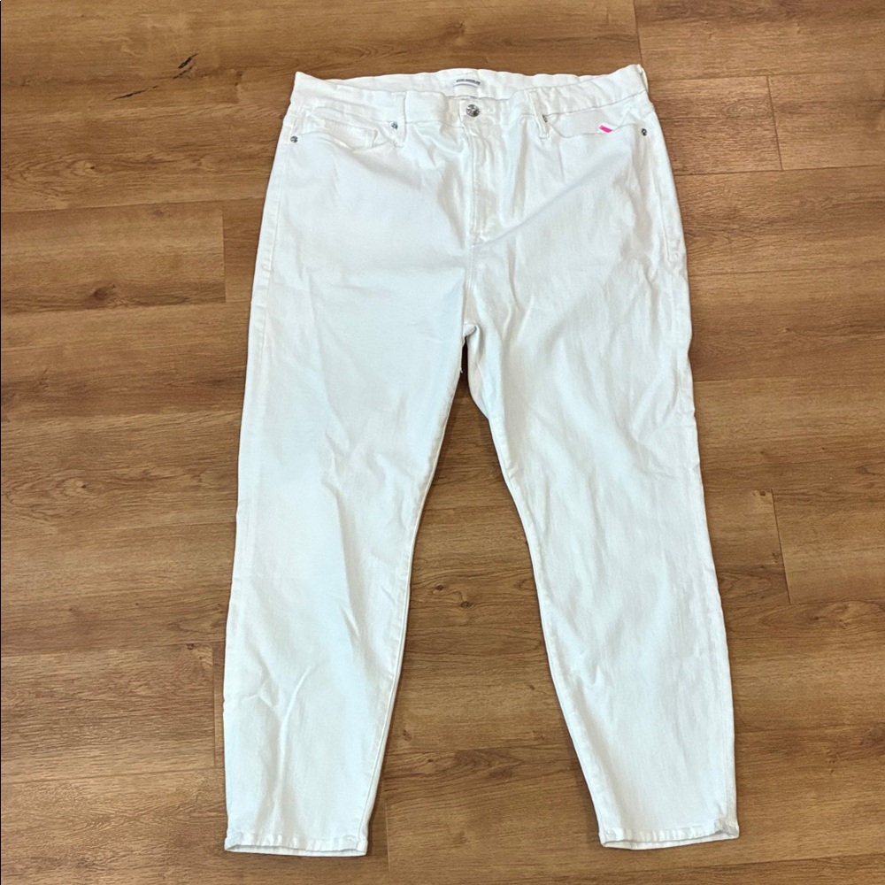 Good American Crisp White Ankle Jeans‎